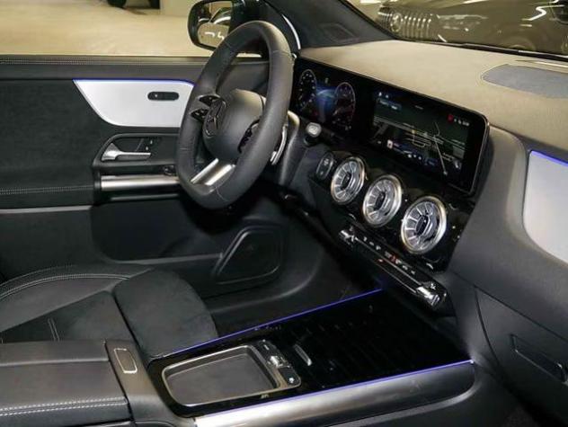 MERCEDES-BENZ GLA 200 AMG PREMIUM PANORAMA NIGHT 20 rif. 24198852 - Foto 4