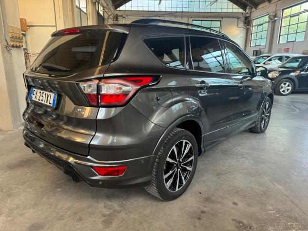 Ford Kuga 2.0 TDCI 150 CV S&S 4WD Powershift ST-Line - Foto 3