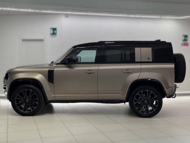 Land Rover Defender (2019) LAND ROVER 110 4.4 V8 635 CV AWD Auto OCTA - Foto 6