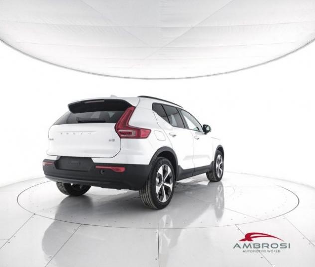 VOLVO XC40 B3 Mild hybrid Benzina Plus Dark rif. 23867688 - Foto 3
