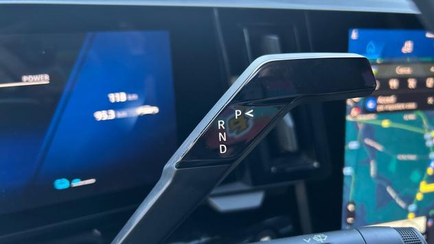 Renault Rafale 1.2 e-Tech full hybrid Techno 200cv auto - Foto 9