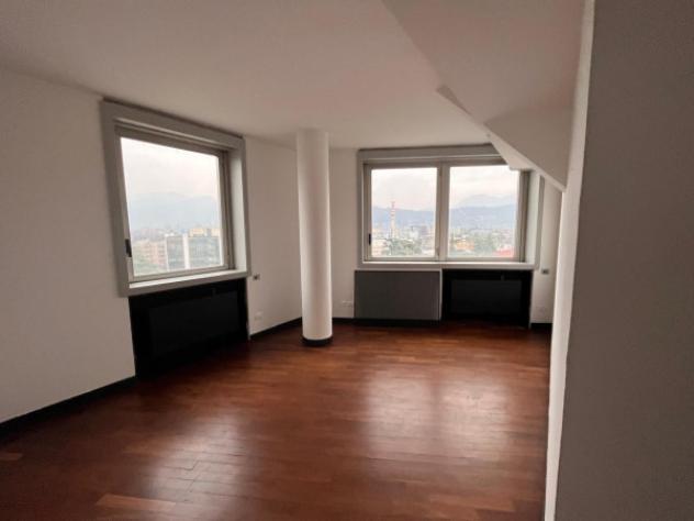 Immobile di 160 m² con 4 locali in affitto a Brescia - Foto 6
