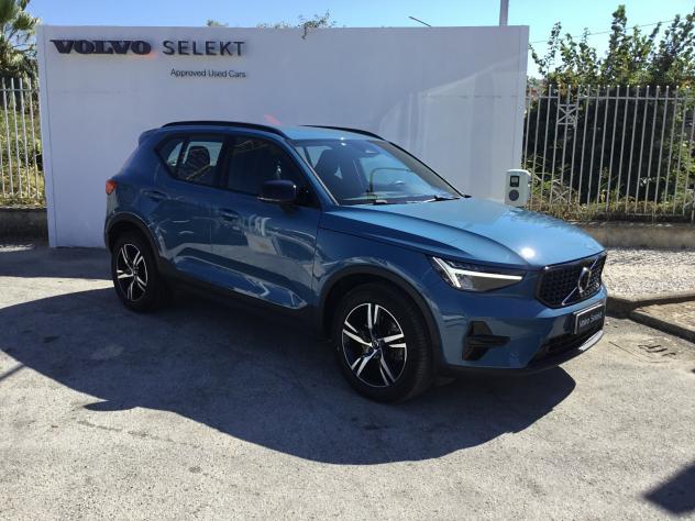 Volvo XC40 B3 automatico Plus Dark - Foto 3