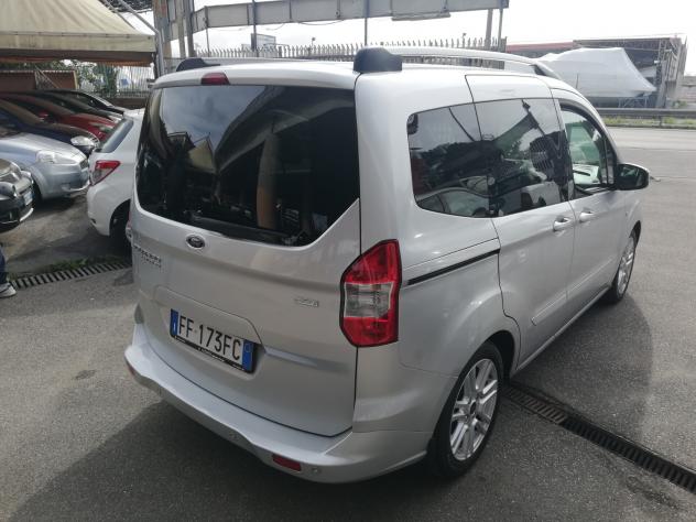 Ford Tourneo Courier 1.0 EcoBoost 100 CV Titanium - Foto 6