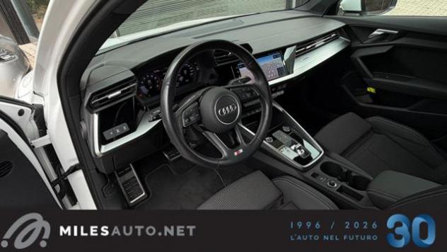 AUDI A3 30 g-tron S tronic S line Edition Matrix ACC rif. 24051968 - Foto 4