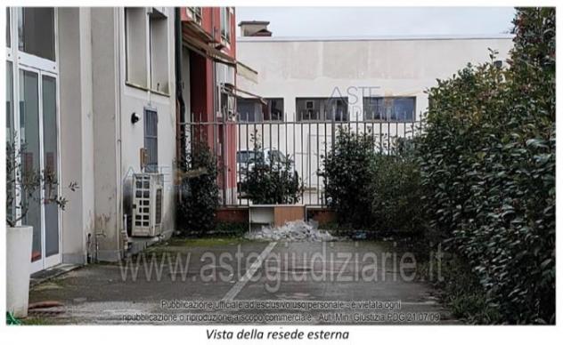 IMMOBILI-ALTRA CATEGORIA-Via dei Bichi, 116, 55100 Lucca LU, Italia - Foto 7