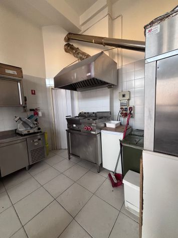 ATTIVITÀ PIZZERIA AL TRANCIO - Foto 4