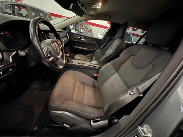 Volvo V60 D3 AWD Geartronic Momentum PER OPERATORI DEL SETTORE - Foto 8