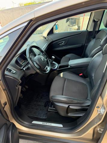 Renault Scenic Scic dCi 8V 110 CV Energy Bose - Foto 9