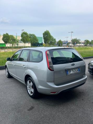 Ford Focus Focus+ 1.6 TDCi (90CV) SW - Foto 7
