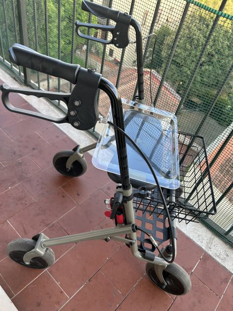 Deambulatore per anziani originale WIMED Girello Rollator - Foto 7