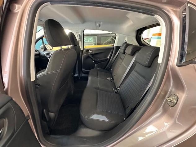Peugeot 208 1.2 VTi 82 CV 5 porte Allure - Navy Clima Autonavigli - Foto 8