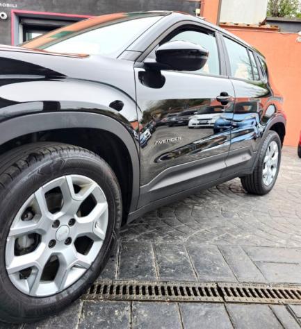 JEEP Avenger BLACK LED SENSORI NAVI UNIPRO! 1.2 Turbo rif. 22161129 - Foto 10