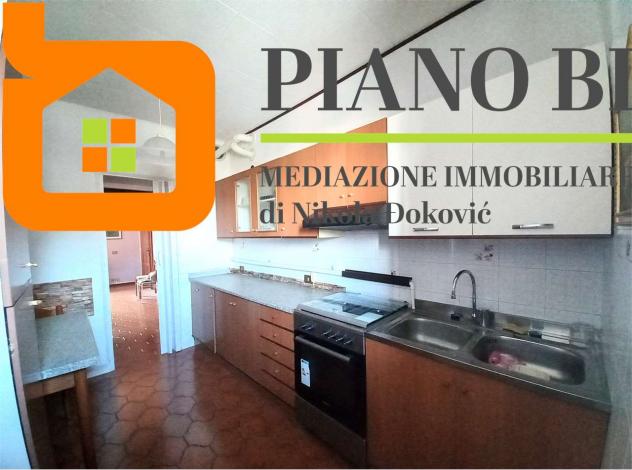 V000543 - APPARTAMENTO CON SOLAIO E CANTINA - possibilità BOX - Foto 3