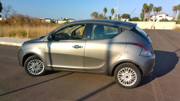 Lancia Ypsilon 1.2 69cv Silver - Foto 6