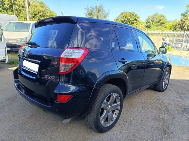 TOYOTA RAV 4 RAV4 Crossover 2.2 D-Cat A/T 150 CV Executive rif. 23411665 - Foto 6