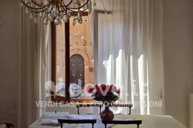Villa di 400 m² con più di 5 locali e box auto in vendita a Montepulciano - Foto 8