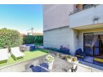 Appartamento di 100 m² con 3 locali e box auto in vendita a Seregno