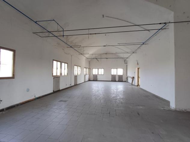 Immobile di 240 m² con 1 locale in vendita a Carpi - Foto 5