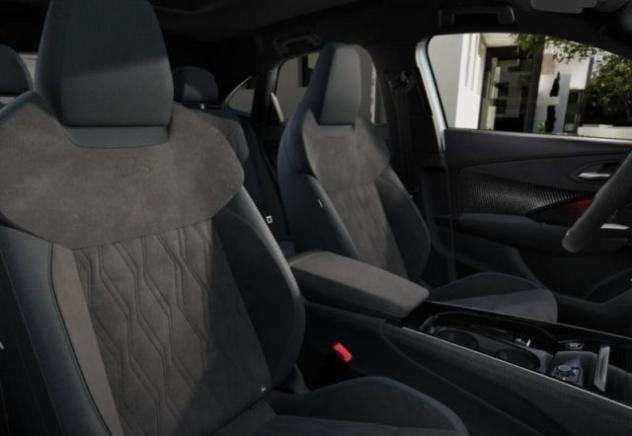 AUDI Q3 SPB TFSI 195 kW S tronic quattro S Line edition rif. 23757653 - Foto 5