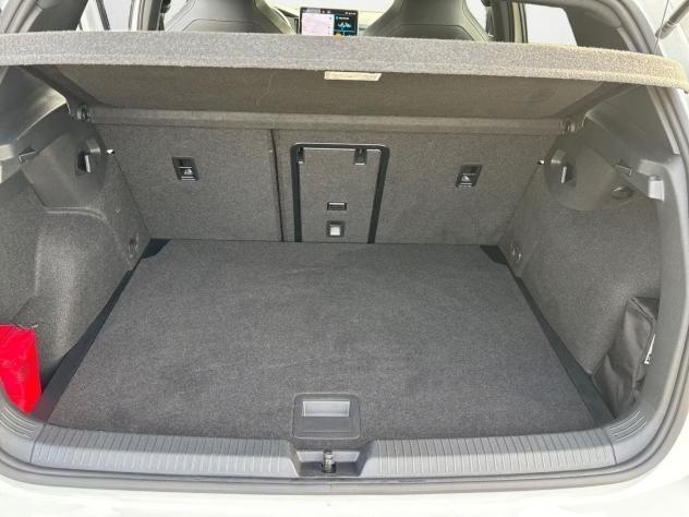 Volkswagen Golf 1.5 eTSI ACT 110kW R-Line DSG NAVI LED - Foto 10
