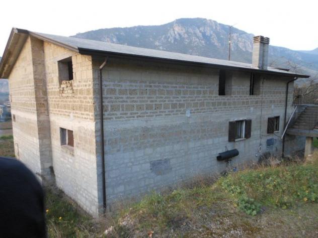 Tora e Piccilli vendesi casa indipendente 4 vani 270 Mq - Foto 3