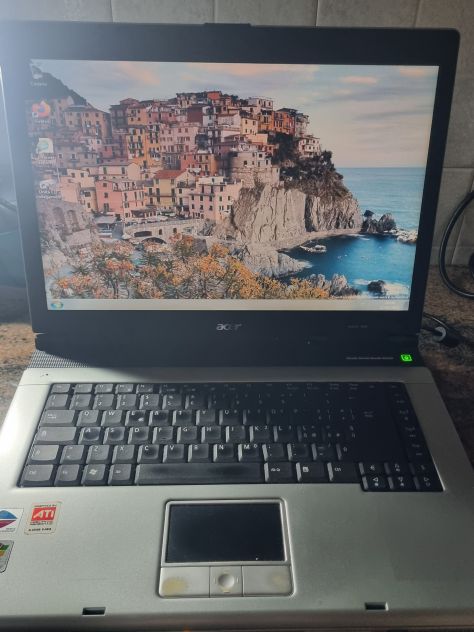 Notebook Acer Pentium.