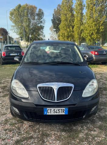 Lancia Ypsilon 1.2 Argento - Foto 2