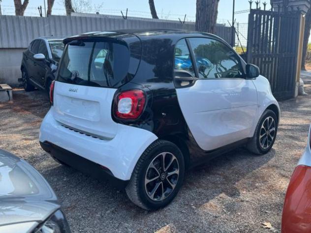 SMART ForTwo 1.0cc 71cv AUTOMATICA CRUISE CONTROL rif. 24051926 - Foto 3