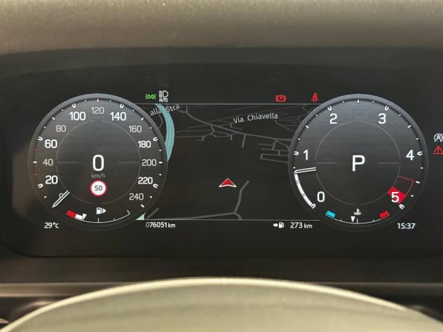 Land Rover Defender (2019) LAND ROVER 90 3.0D I6 200 CV AWD Auto SE - Foto 10