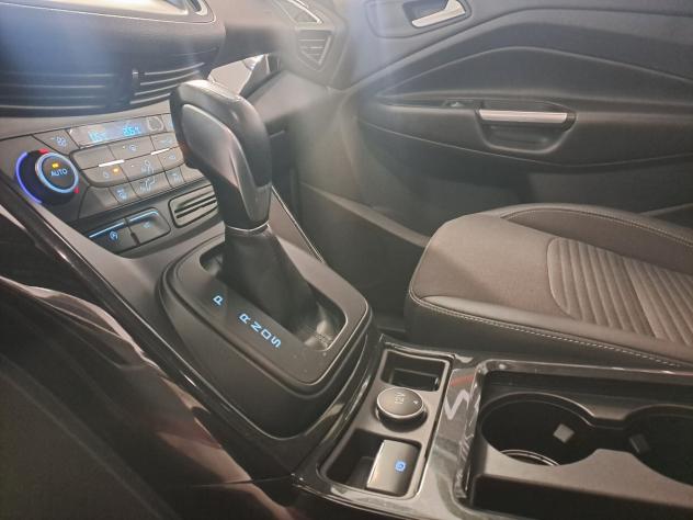 Ford Kuga 1.5 TDCI 120 CV S&S 2WD Titanium - Foto 9
