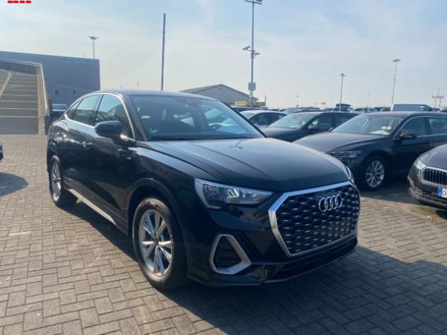 AUDI Q3 SPB 35 TDI S tronic S line edition rif. 24166649 - Foto 8