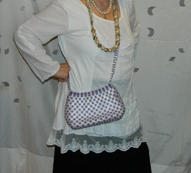 Borsa in perline viola