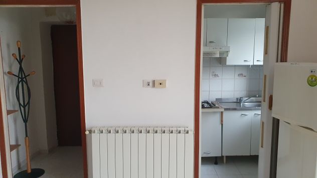 Busto A. luminoso Bilocale, arredato da privato - Foto 2