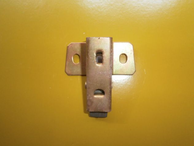Gancio baule cofano posteriore Fiat 1100r e Fiat 128 1a serie NUOVO