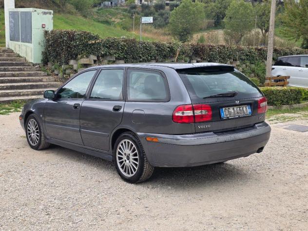 VOLVO V40 1.9D DIESEL ASI OK NEOPATENTATI - Foto 4