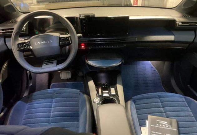 Lancia Ypsilon Hybrid DCT Edizione Cassina-Km17500- - Foto 7