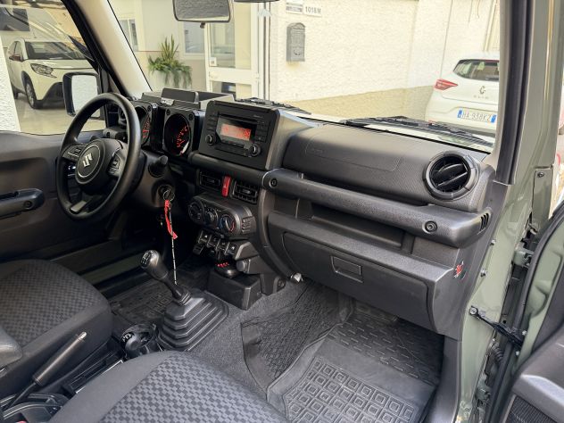 Suzuki Jimny 1.5 ALLGRIP Pro Autocarro 2022 4x4 / Da 326,00 € mese - Foto 8