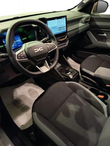 Dacia Duster 1.8 Hybrid 155cv Extreme PRONTA CONSEGNA SENZA VINCOLO DI FINANZIAMENTO COMPRESO PASSAGGIO - Foto 2