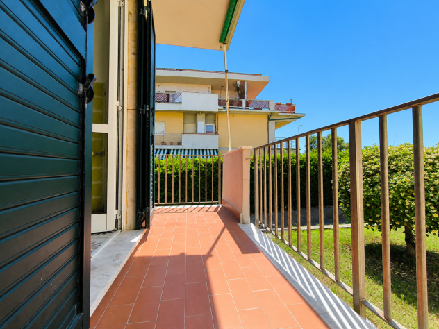 Appartamento in vendita a Marina di Carrara - Carrara 53 mq Rif: 1410496 - Foto 9