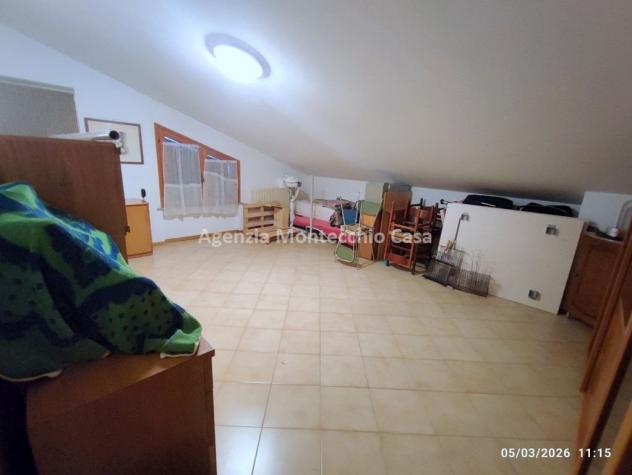 AMPIO APPARTAMENTO CON MANSARDA, INGRESSO INDIPENDENTE - Foto 19