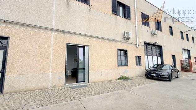 MONOLOCALE USO UFFICIO IN AFFITTO A BUSSERO - Foto 4