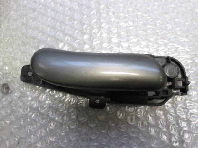 71719112 MANIGLIA INTERNA PORTA POSTERIORE DESTRA FIAT STILO 1.6 B 76KW 5M 5P (2002) RICAMBIO USATO