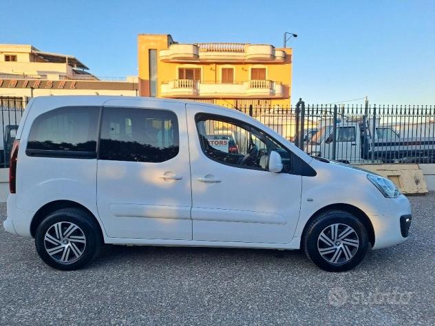 Citroen berlingo 1600 hdi combi 2018 - Foto 4