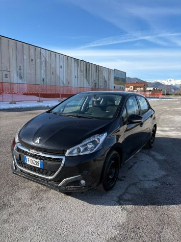 Peugeot 208 1.2 PureTech 82 CV Active - Foto 4