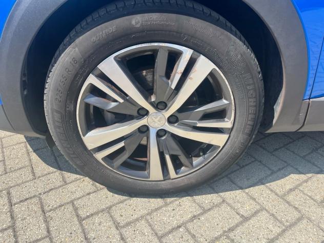 Peugeot 3008 BlueHDI 130 EAT8 S&S Allure Pack - Foto 7