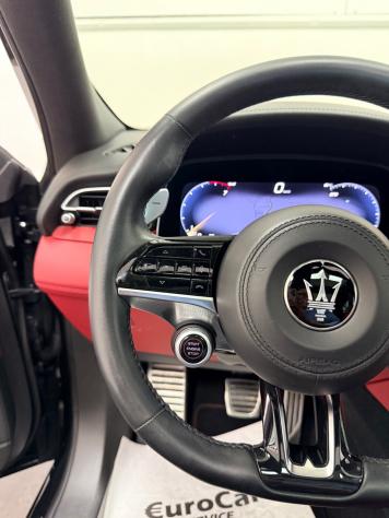 Maserati Grecale 2.0 MHEV 330 CV AWD Modena 01/2023 TETTO VENTILATI 360' - Foto 6