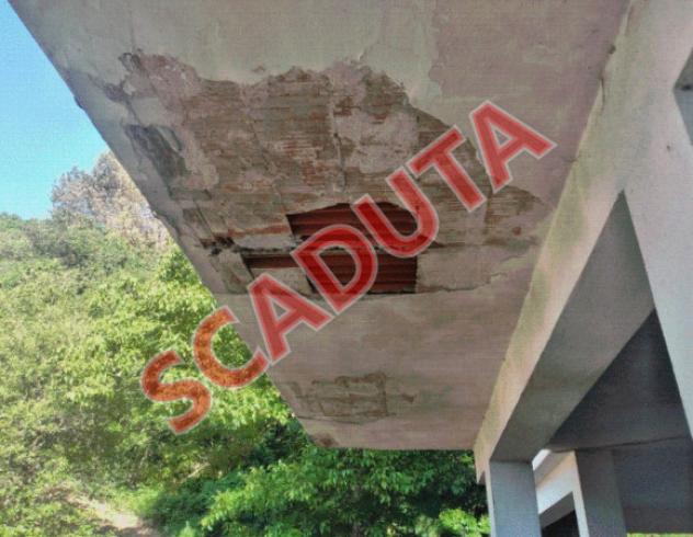 Immobile in asta di 481 m² in vendita a Calizzano