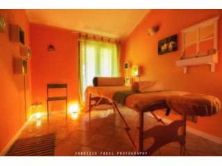 Massaggi - benessere Messina - CERCASI MASSAGGIATRICE Tel:3890412030