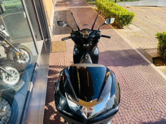 HONDA SH 150 TUTTO INCLUSO ANCHE PASSAGGIO! MINI RATE rif. 24000245 - Foto 3